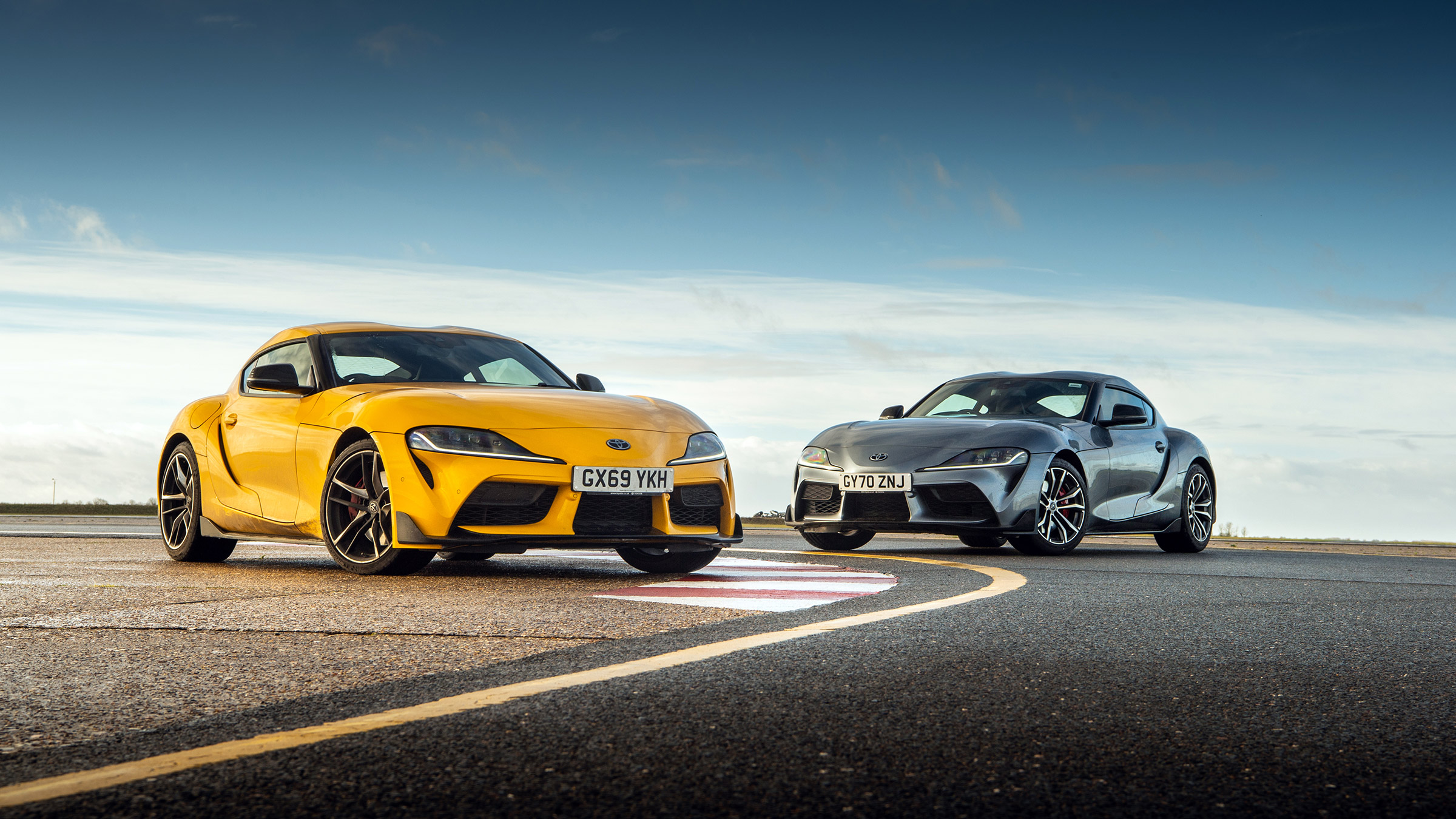 Toyota GR Supra 3.0 – pair