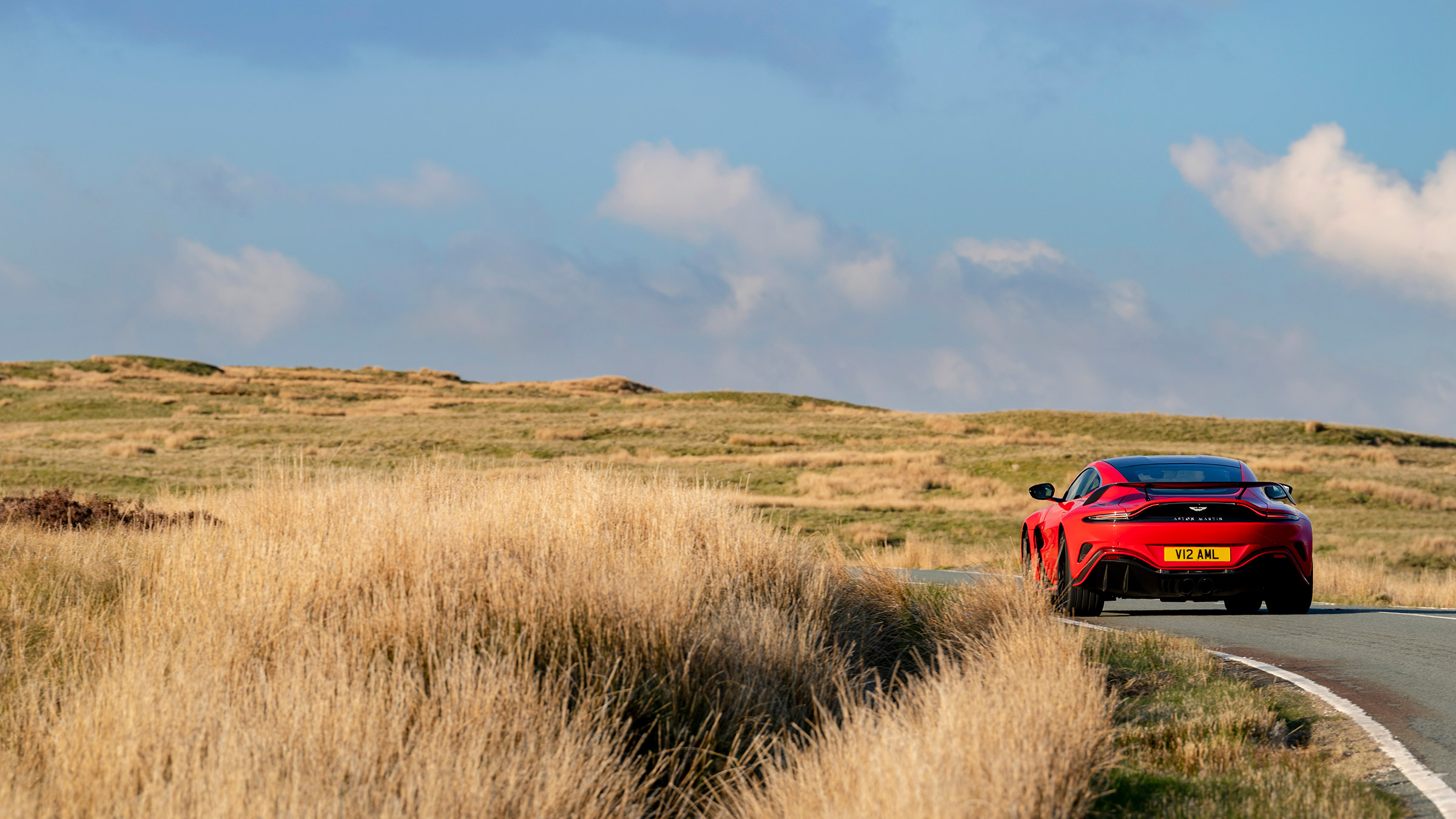 Aston Martin V12 Vantage review – rear 