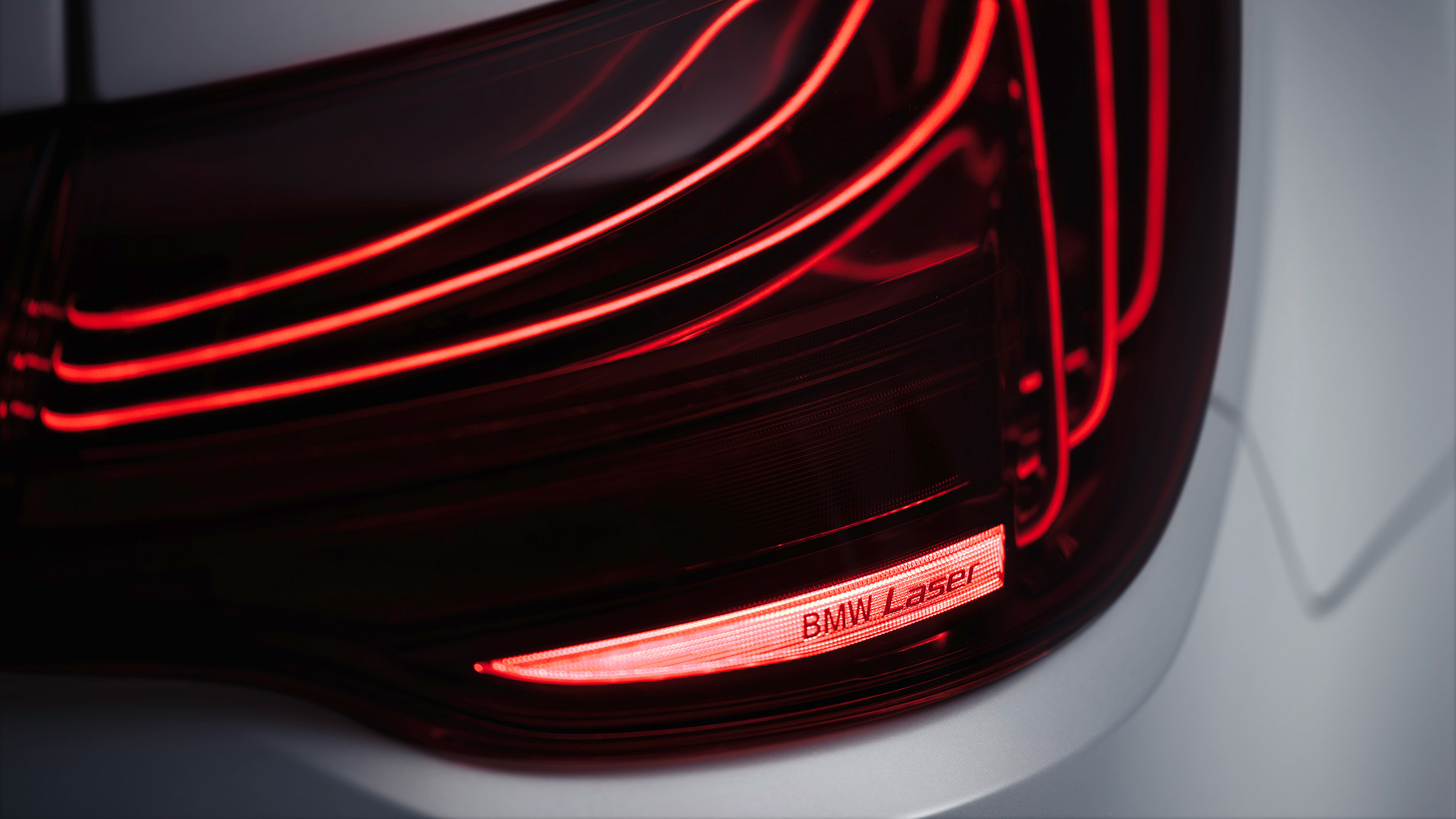BMW M4 CSL – rear light