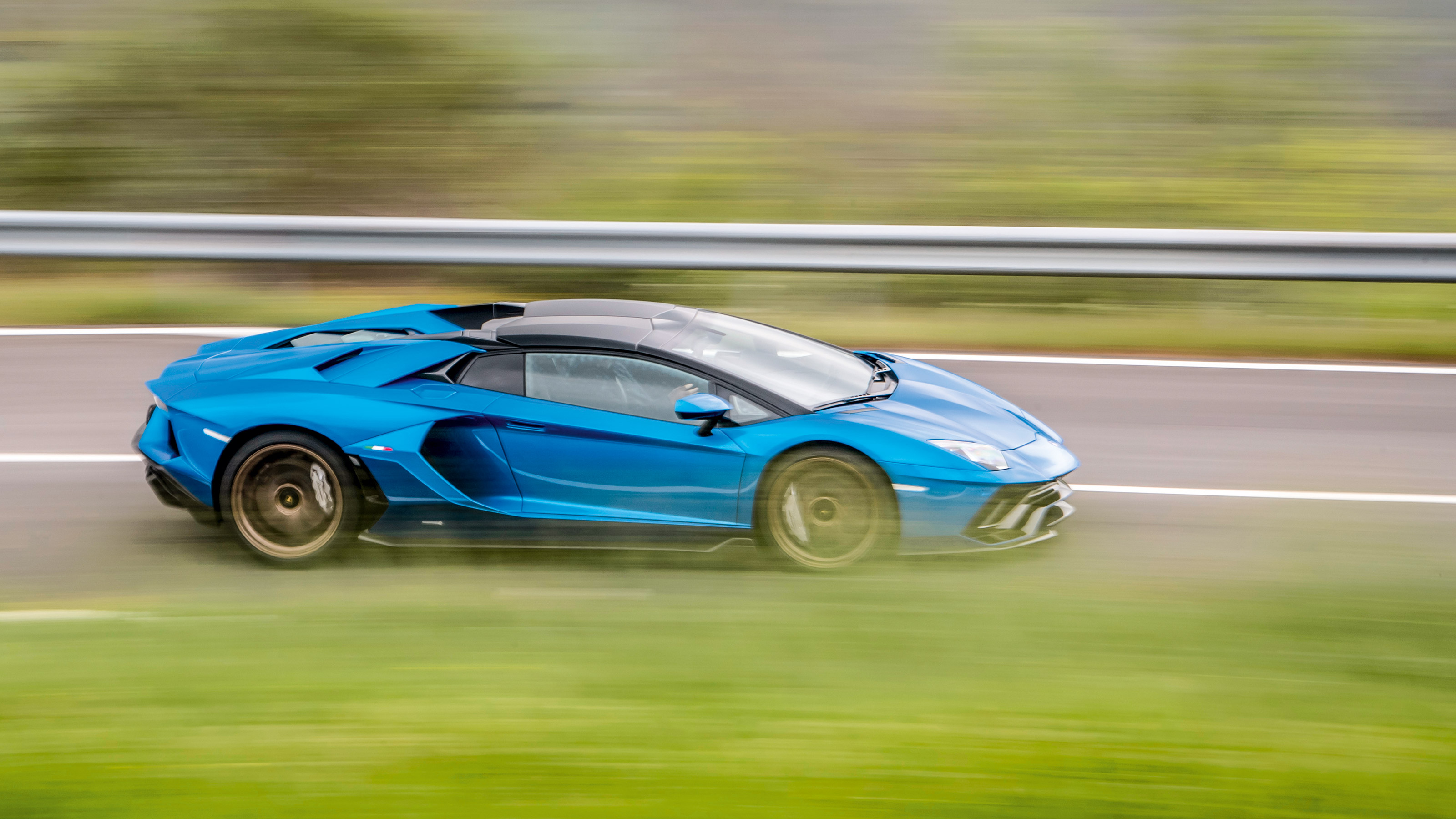 Car pictures Aventador Ultimae