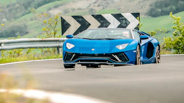 Car pictures Aventador Ultimae