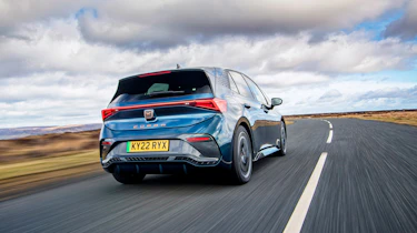 Cupra Born UK – rear tracking