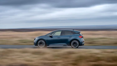 Cupra Born UK – pan