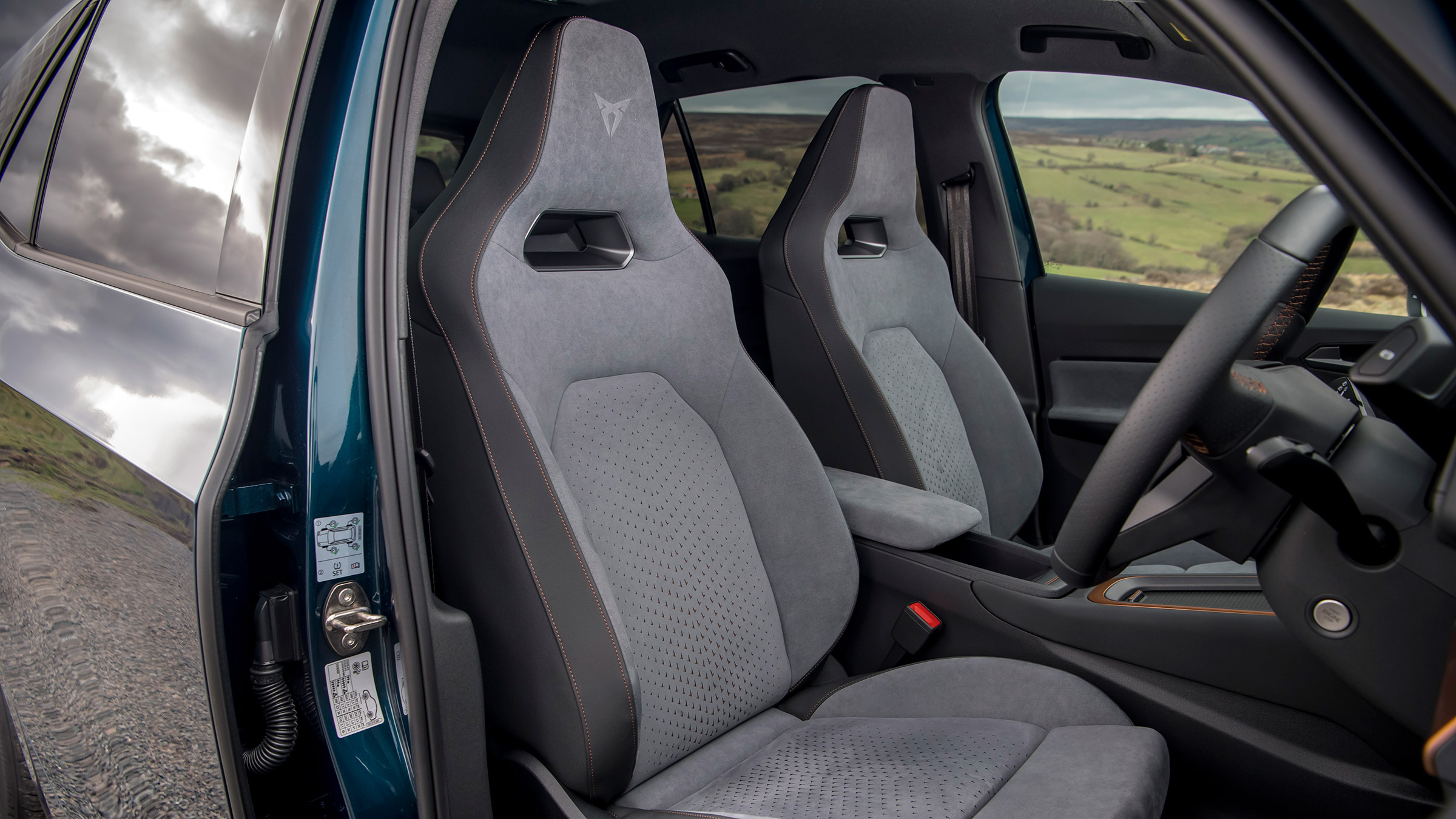 Cupra Born UK – seats