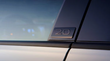 Volkswagen Golf R 20 Years – door