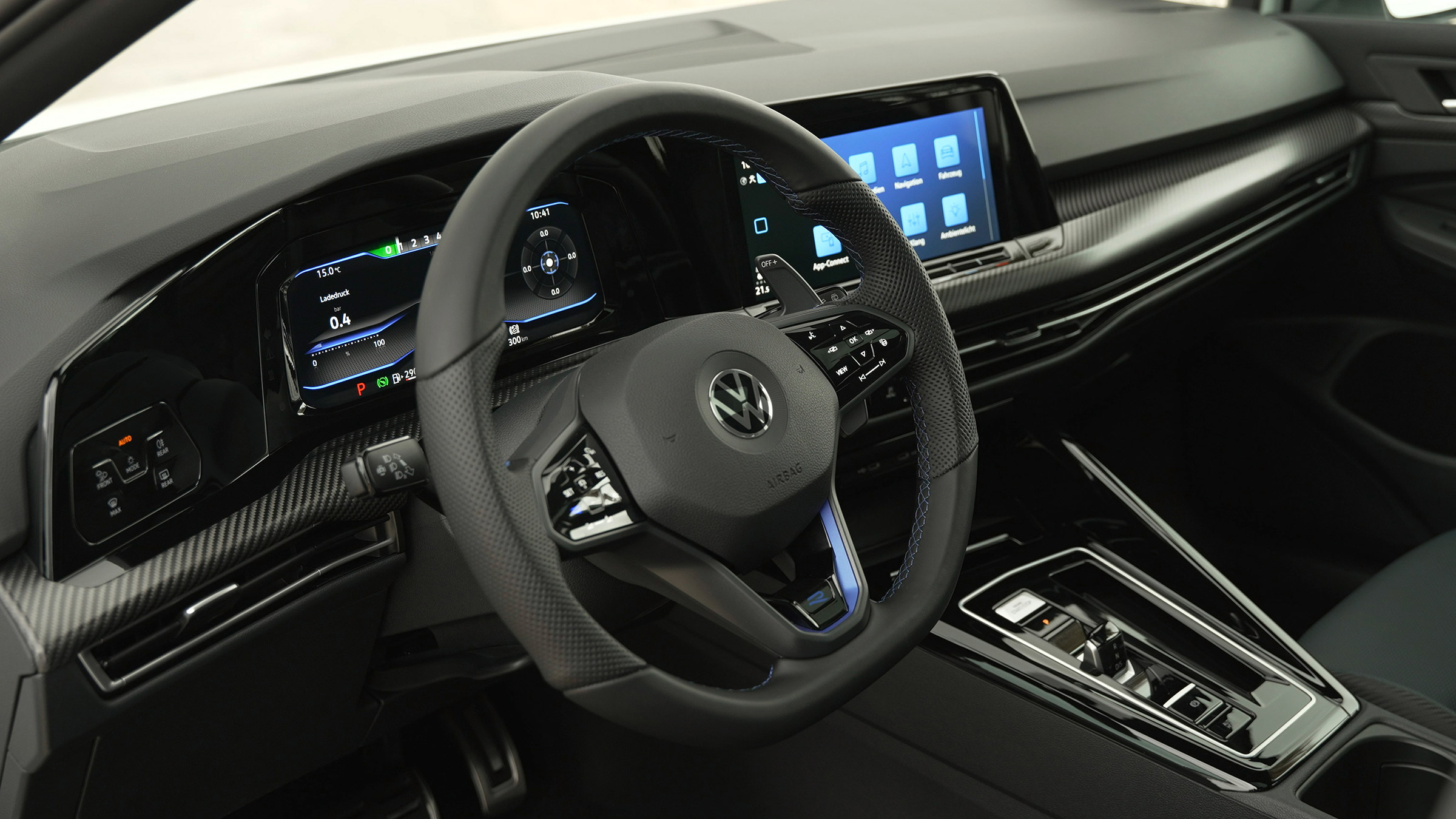 Volkswagen Golf R 20 Years – dash