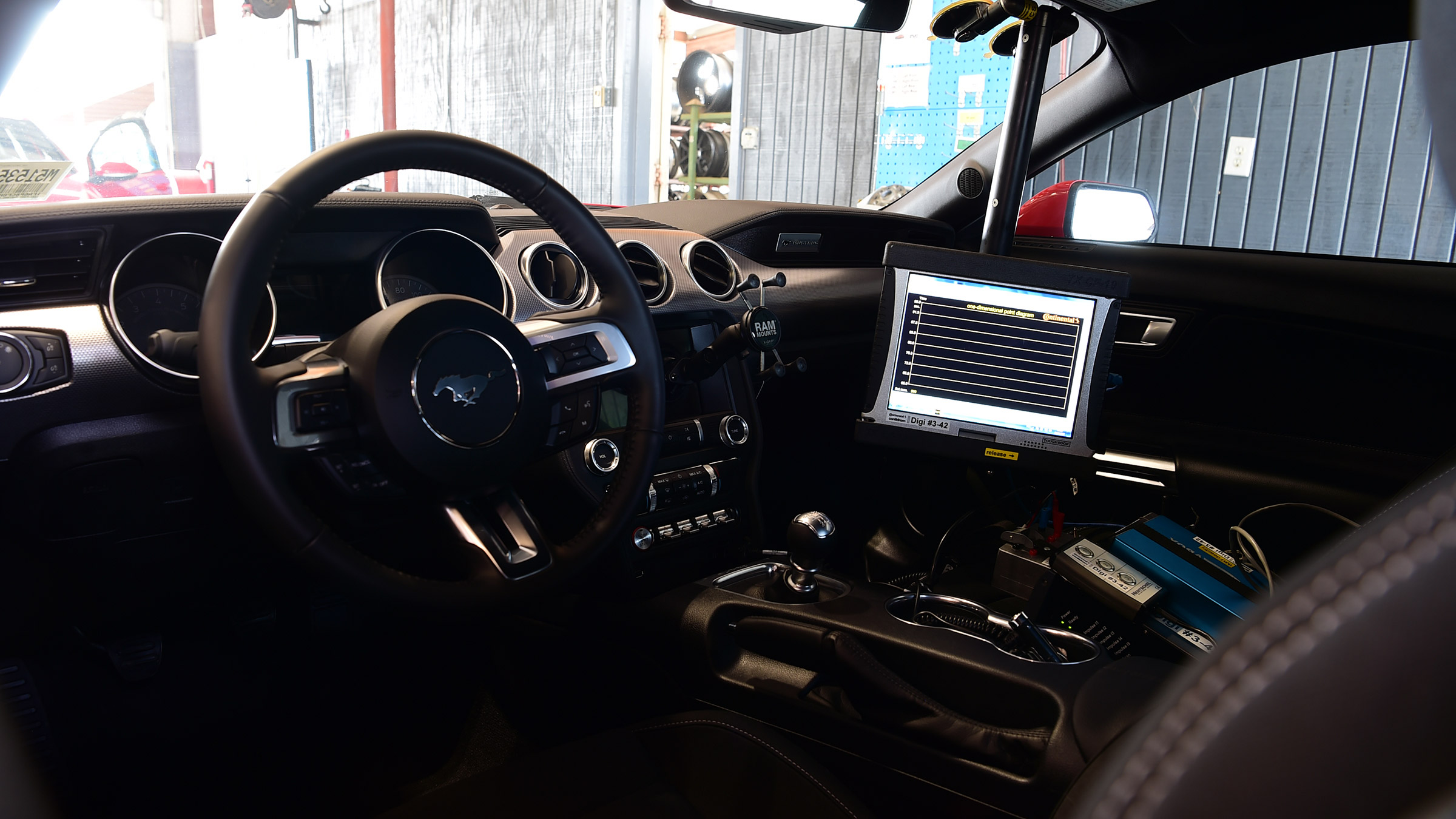 UHP tyre test Conti7 – cabin