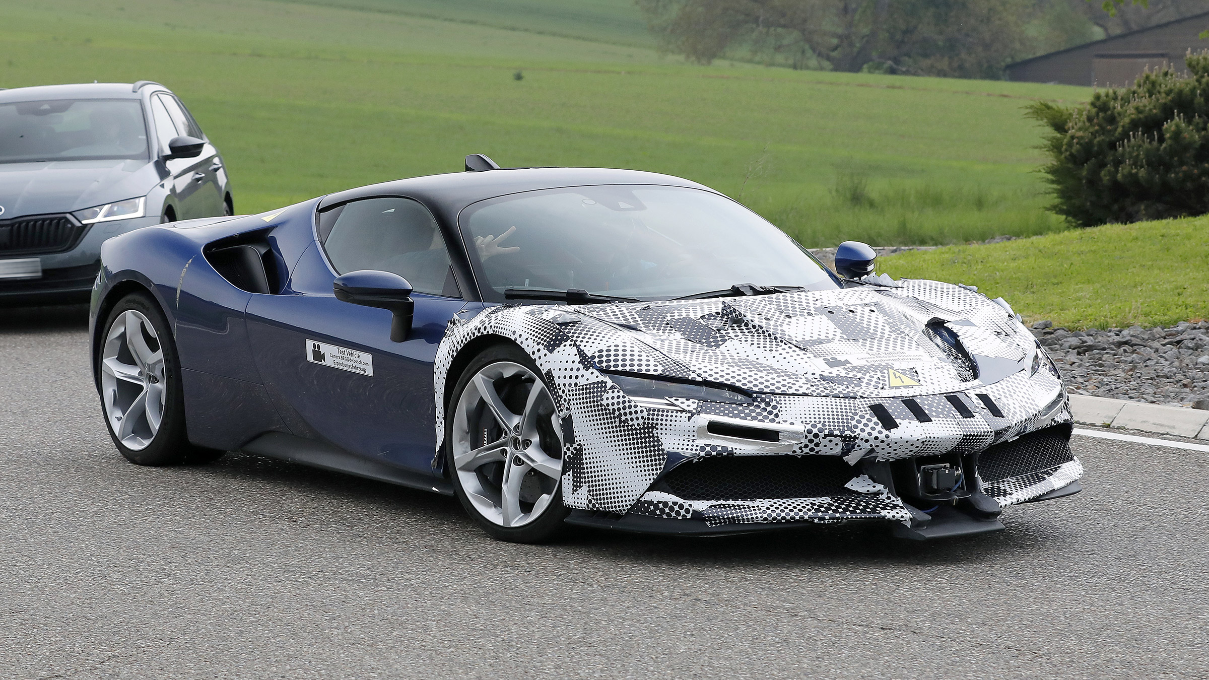 Ferrari SF90 German test car – front quarter