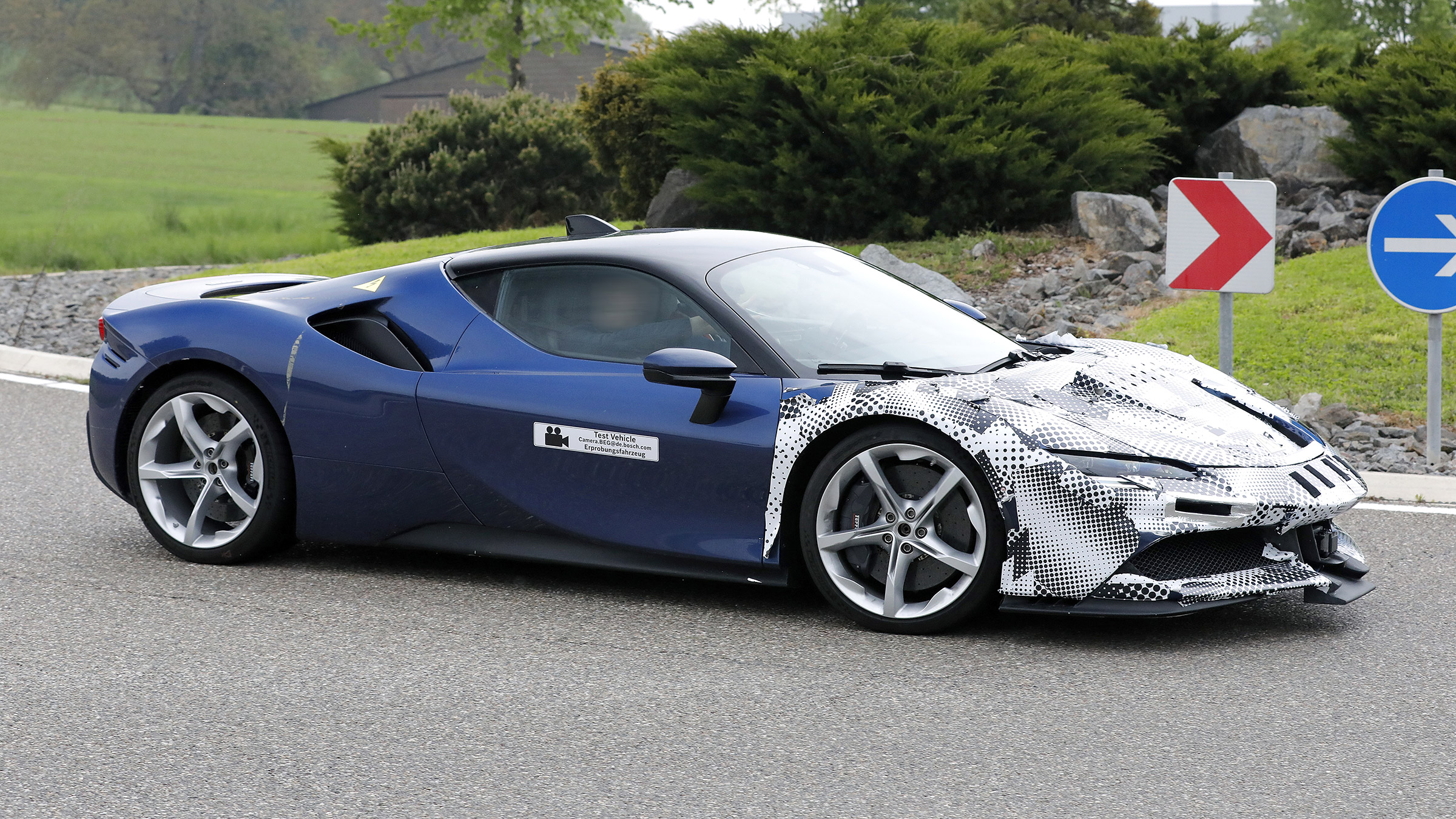 Ferrari SF90 German test car – quarter