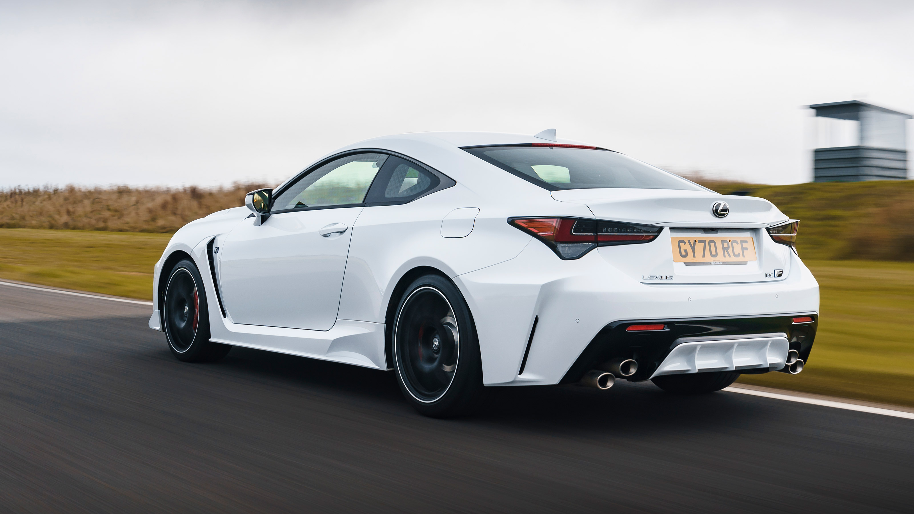 Ford Mustang Mach 1 v Lexus RC F