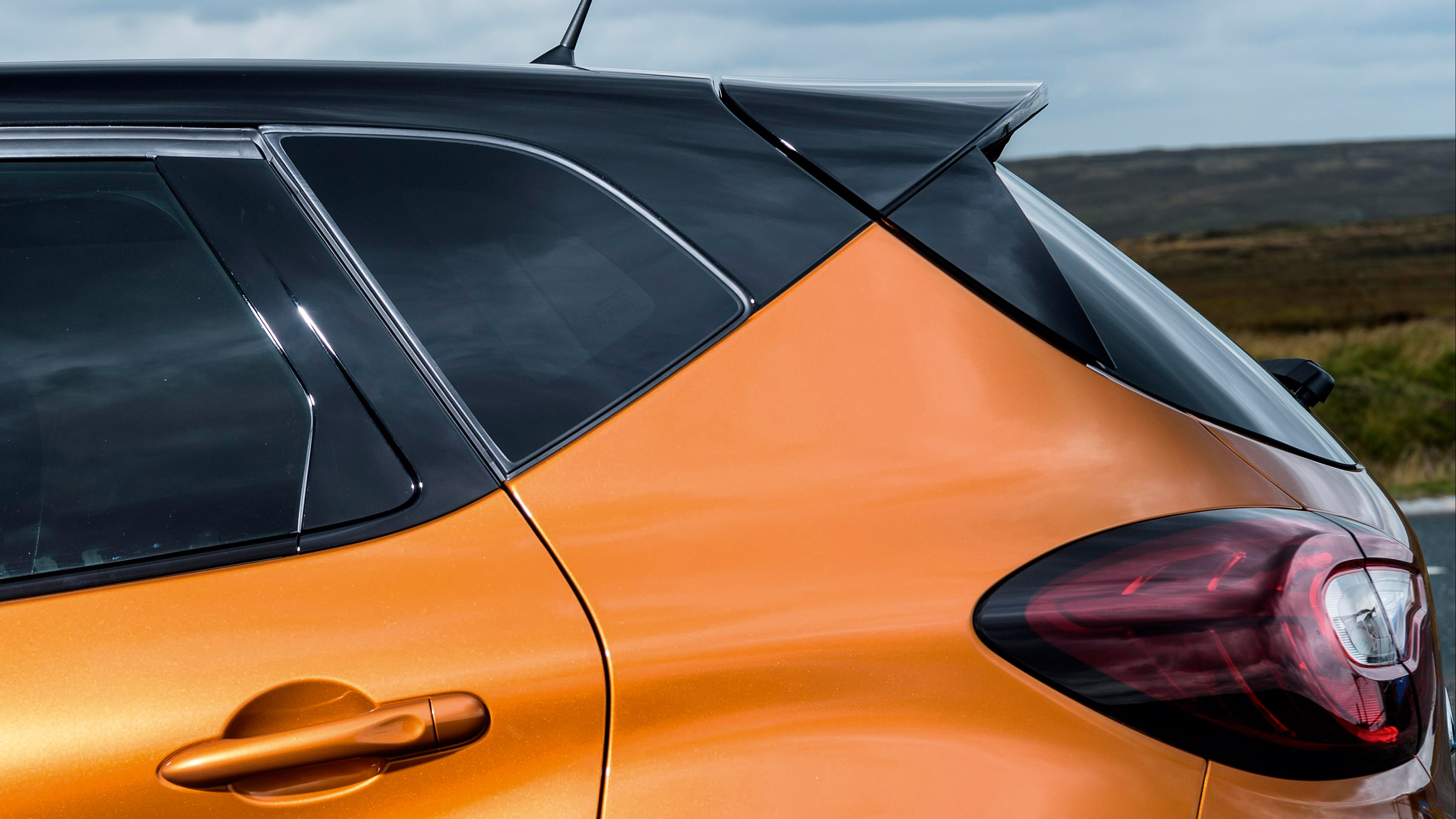 How to design a car the C-pillar