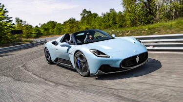 Maserati MC20 Cielo – front tracking