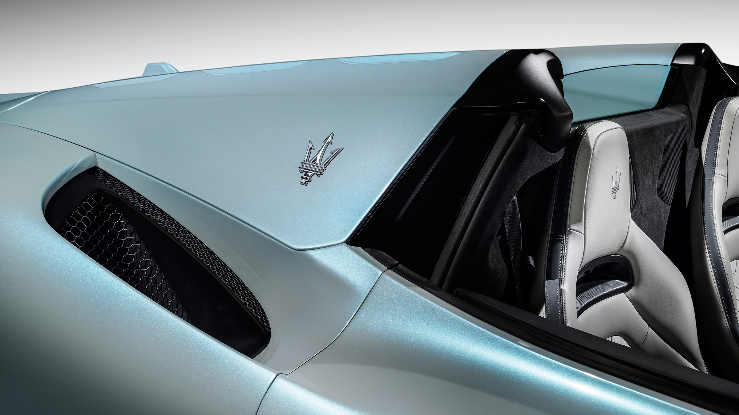 Maserati MC20 Cielo – intake