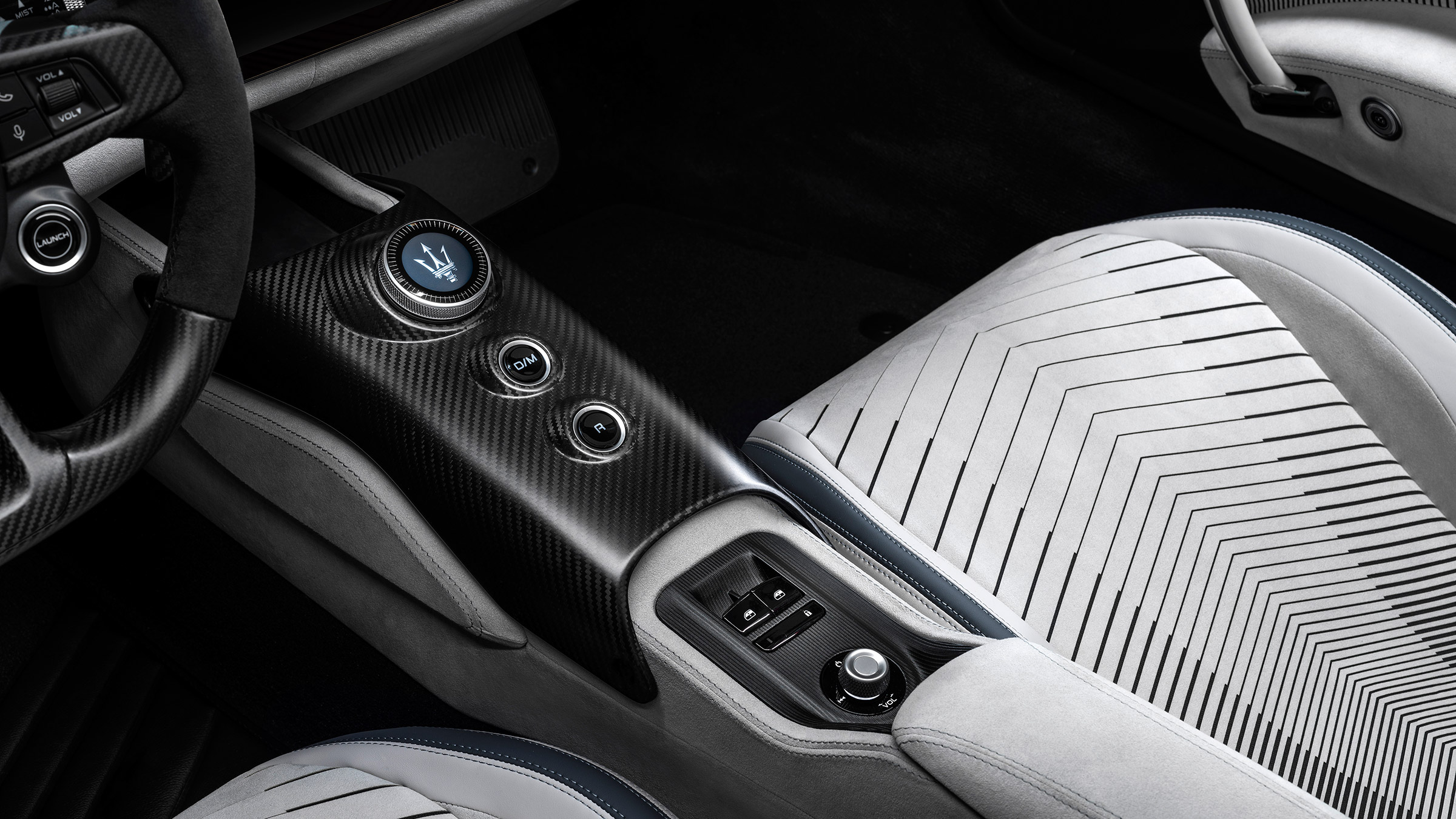 Maserati MC20 Cielo – console