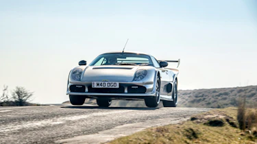 Noble M400 icon – jump