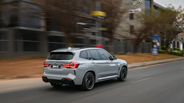 BMW X3 M40d – rear tracking