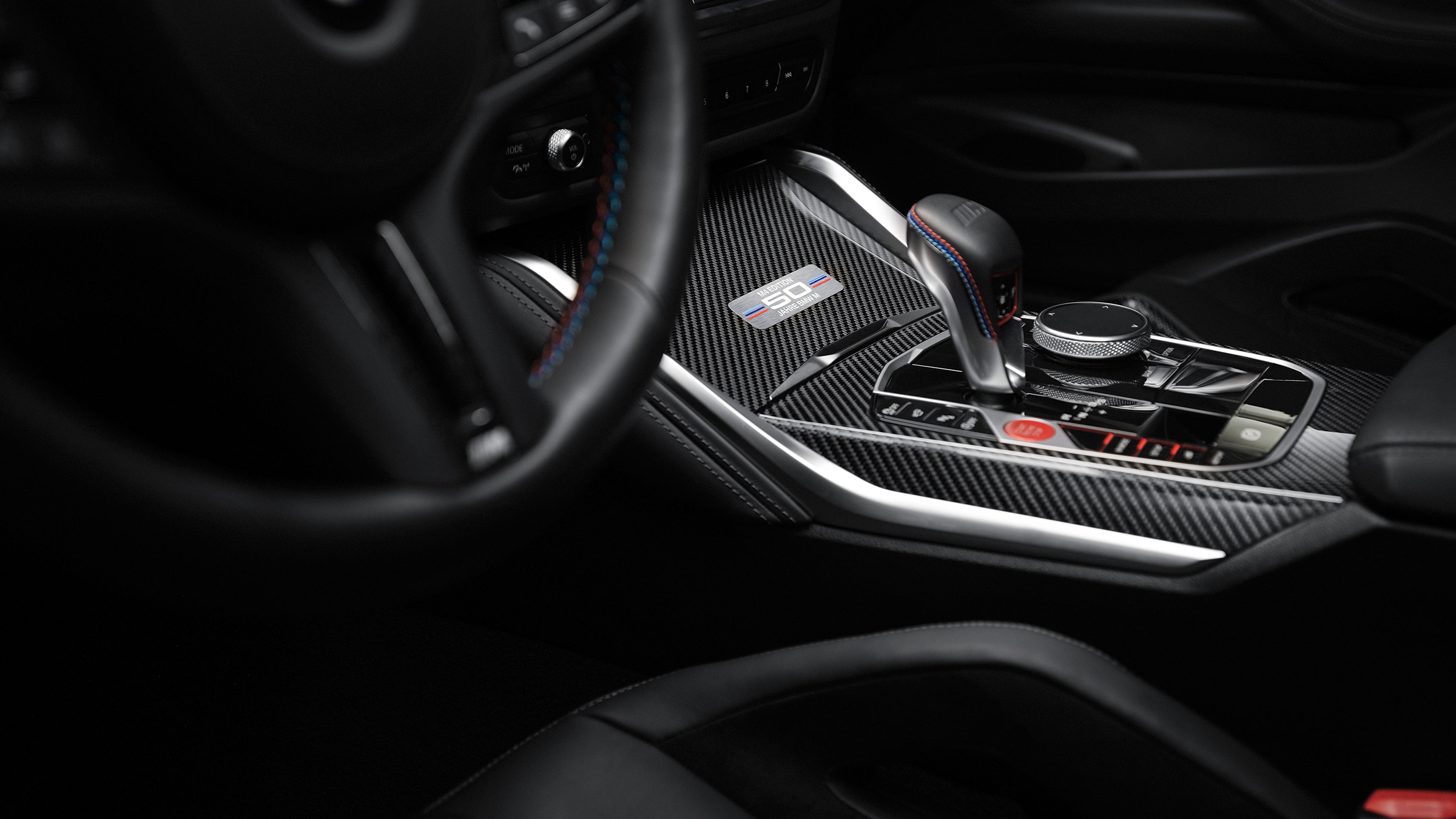 BMW M4 50 Jahre – console