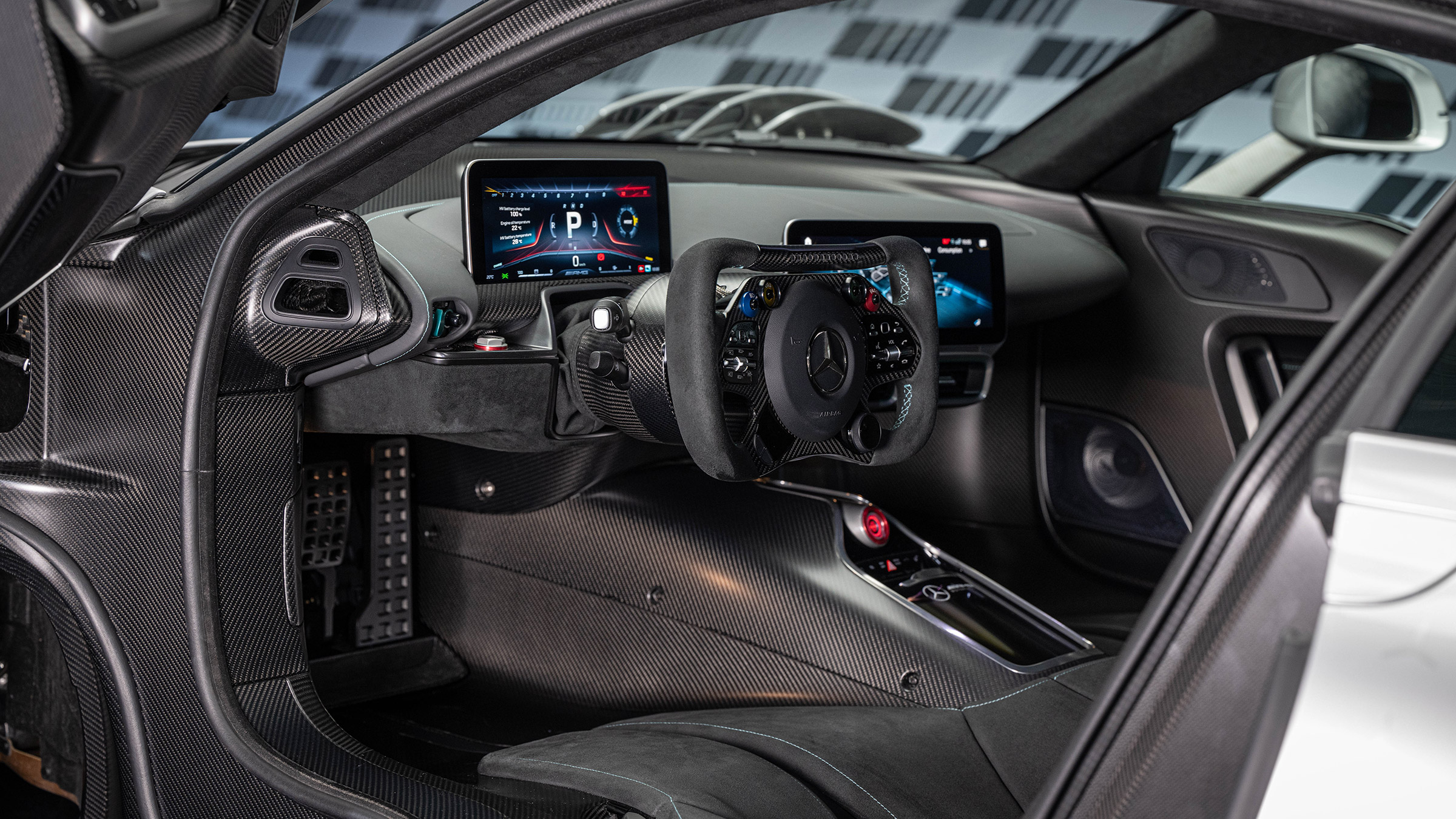 Mercedes-AMG One – interior