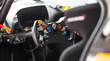 McLaren Artura GT4 – wheel