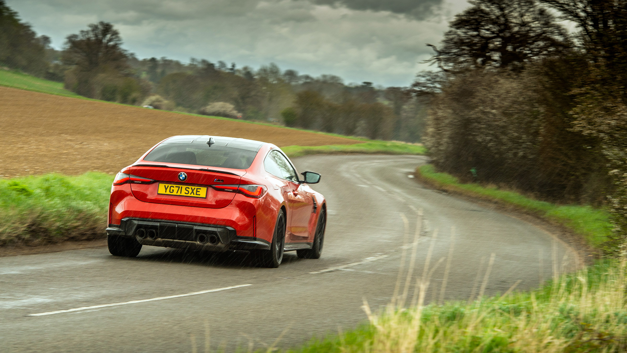 BMW M4 Competition xDrive – rear cornering