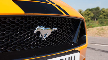 Ford Mustang – 22 review badge 2