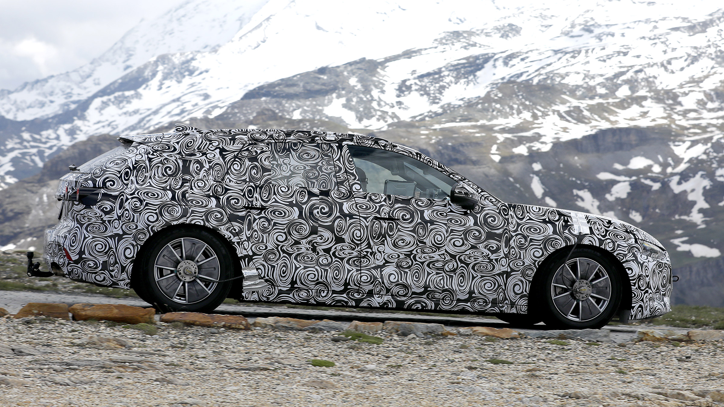 Audi S4 Avant 2023 – side