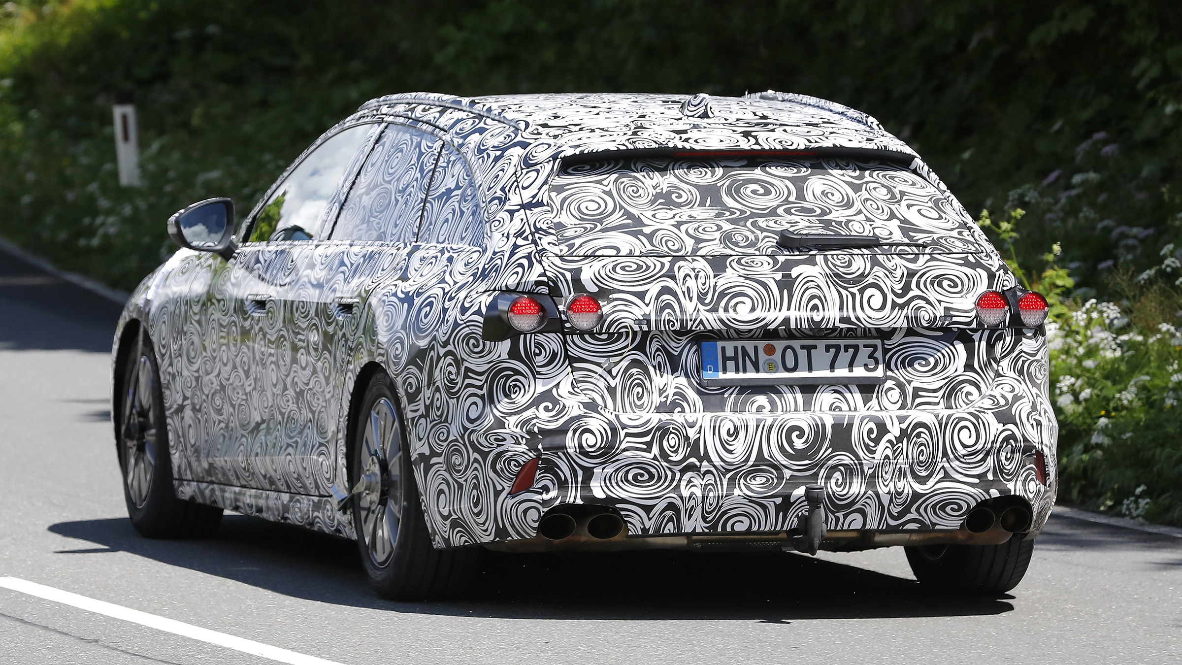 Audi S4 Avant 2023 – boot