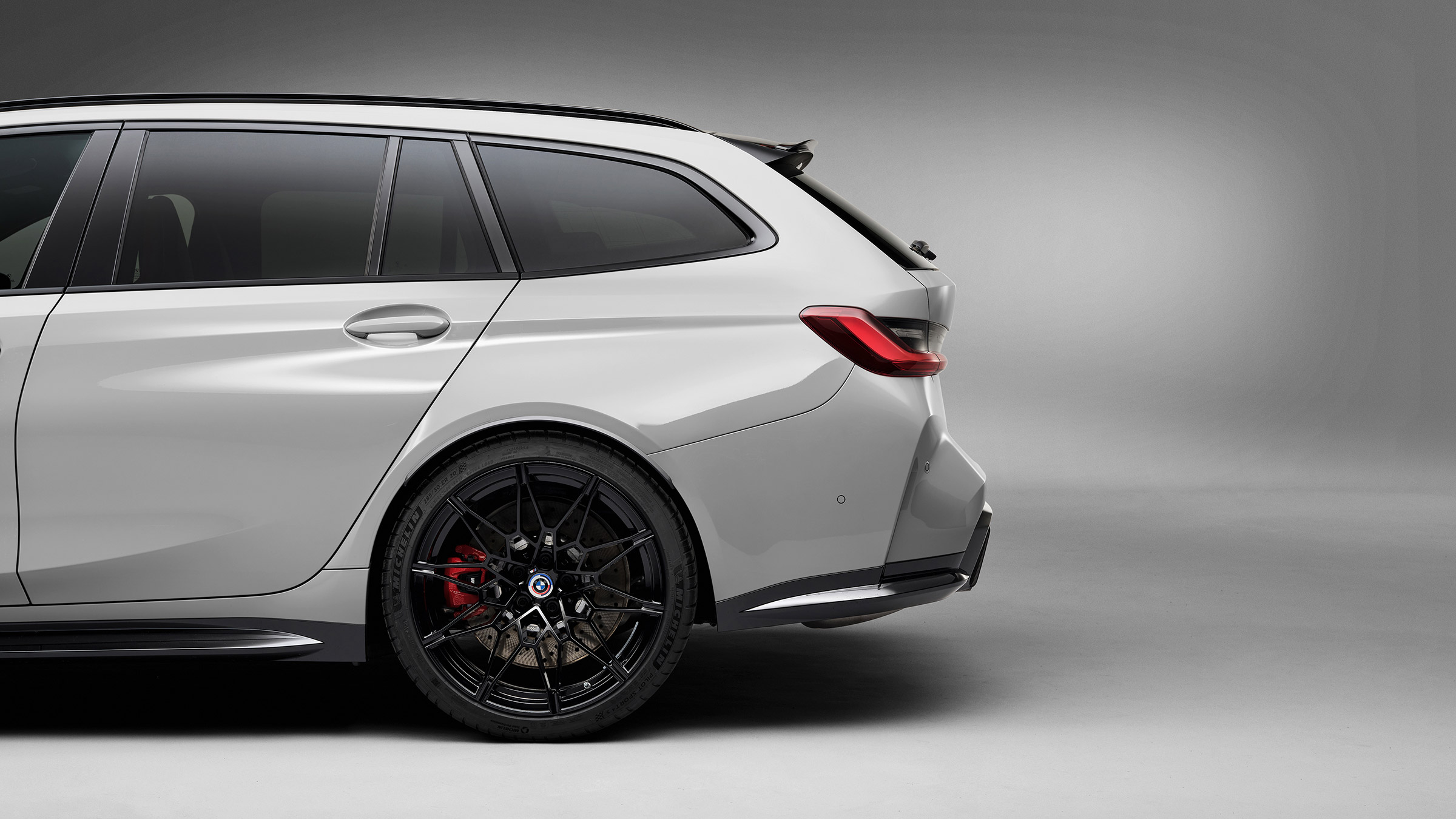 BMW M3 Competition Touring – rear aspect