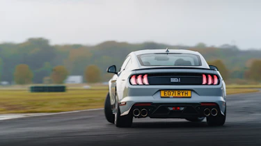 Ford Mustang – 22 review slide