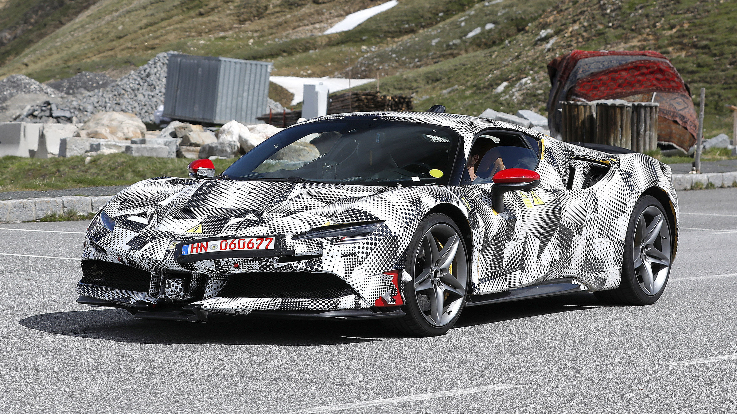 Ferrari SF90 mule – nose