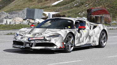 Ferrari SF90 mule – nose