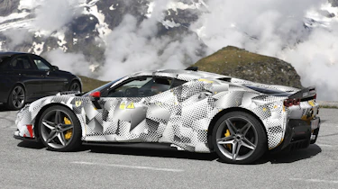 Ferrari SF90 mule – profile