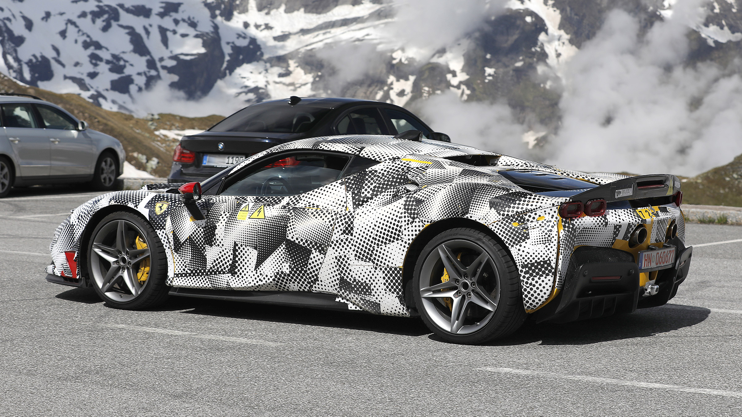 Ferrari SF90 mule – side