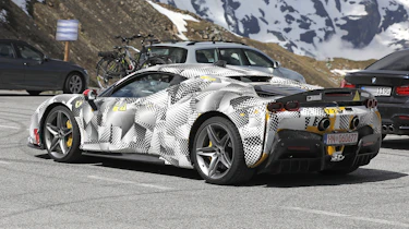 Ferrari SF90 mule – rear