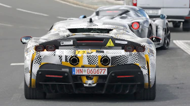Ferrari SF90 mule – tail