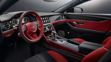 Bentley Flying Spur V8 S – cabin