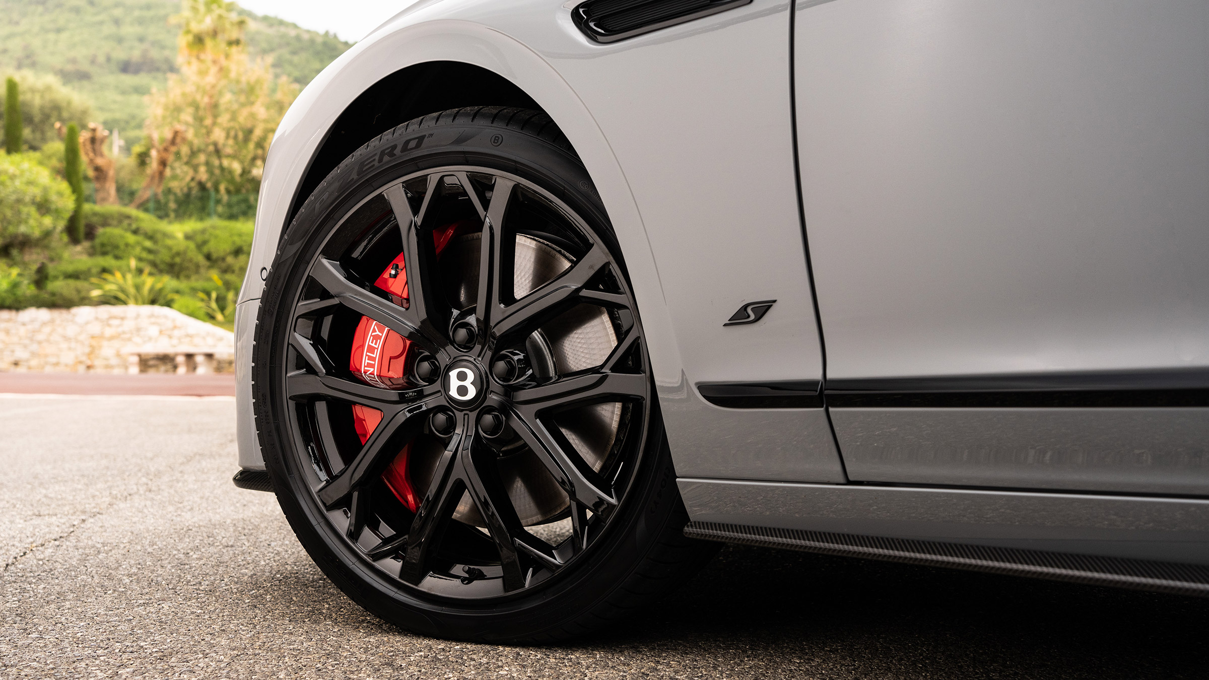 Bentley Flying Spur V8 S – wheel