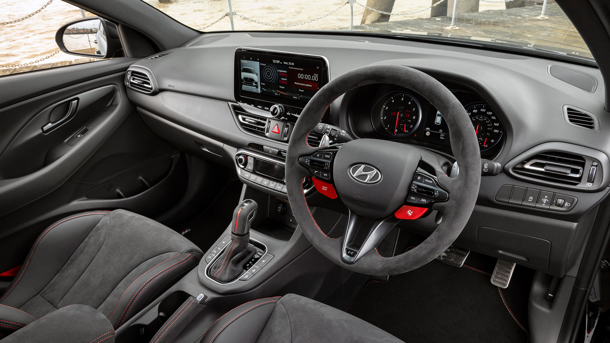 Hyundai i30 N Drive-N UK – cabin