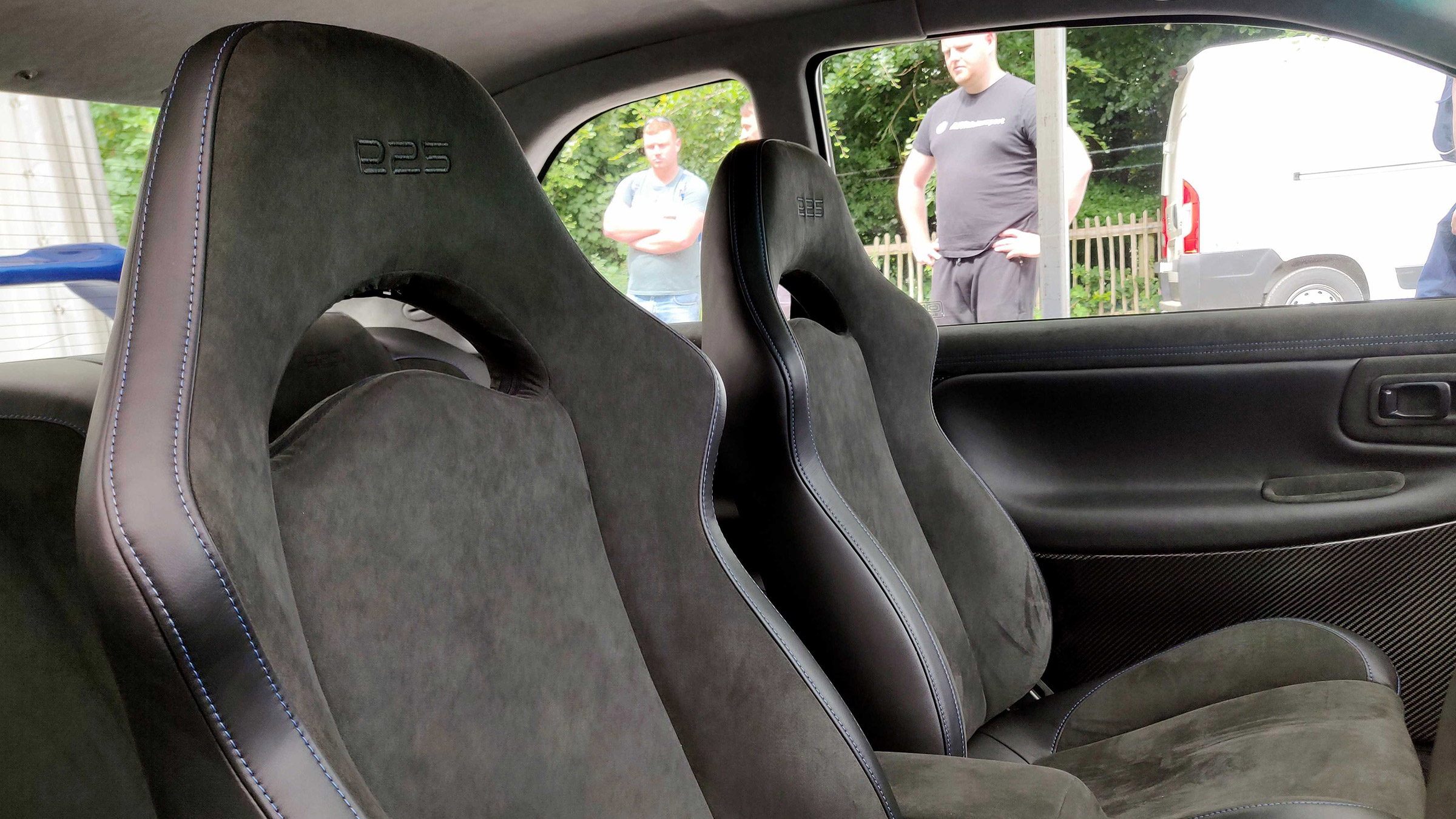 Goodwood FoS – P25 seats