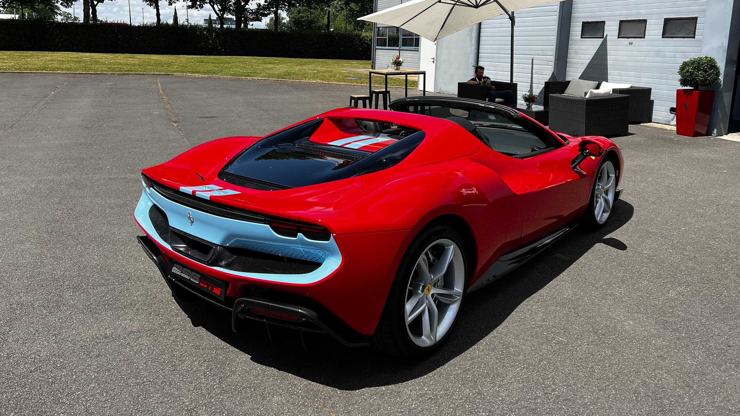 296 Spider – rear