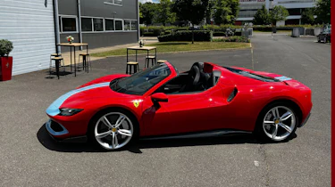 296 Spider – side