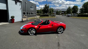 296 Spider – side
