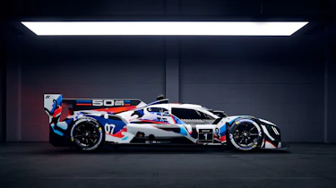 BMW M V8 Hybrid – side
