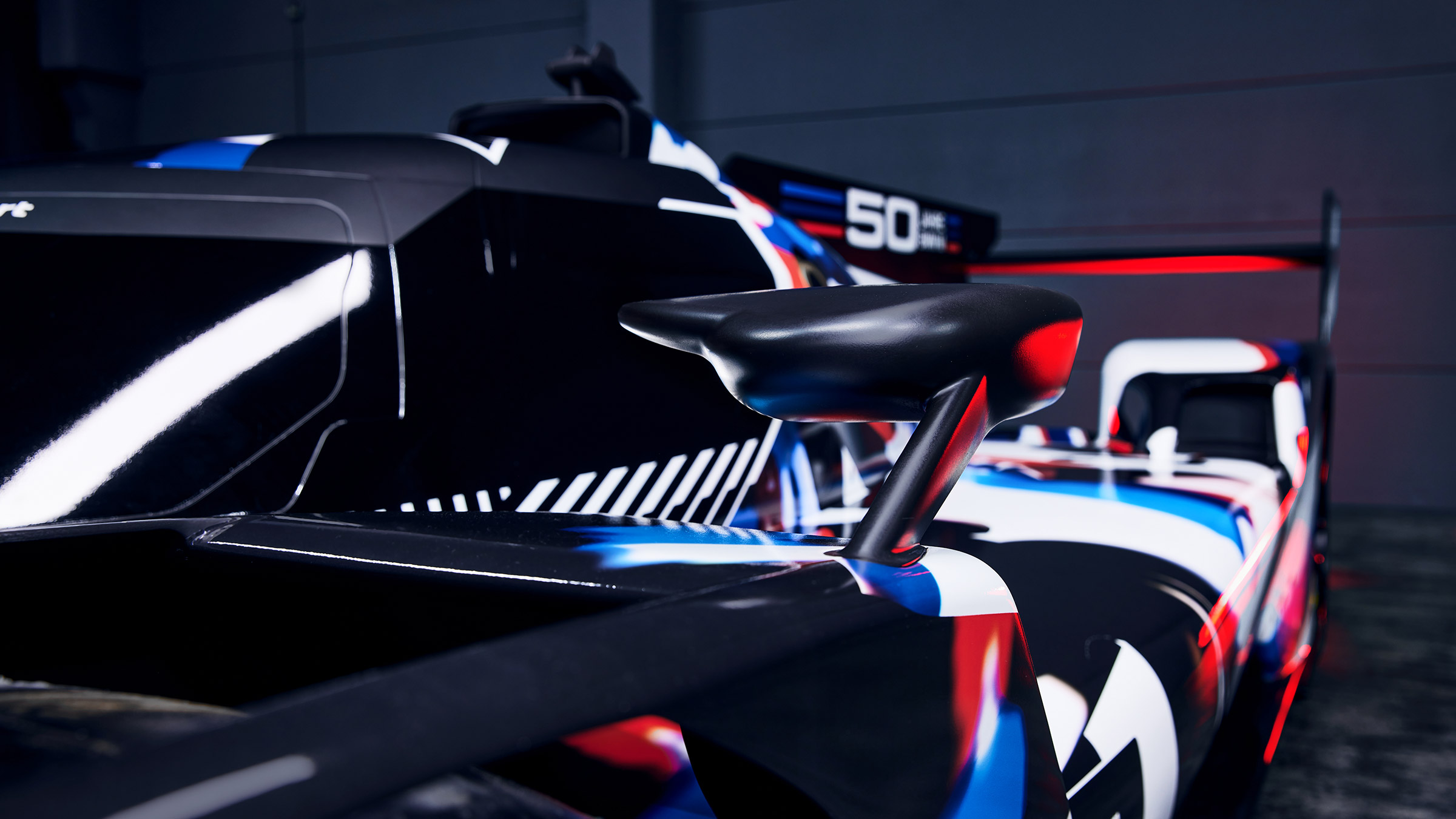 BMW M V8 Hybrid – rear arch
