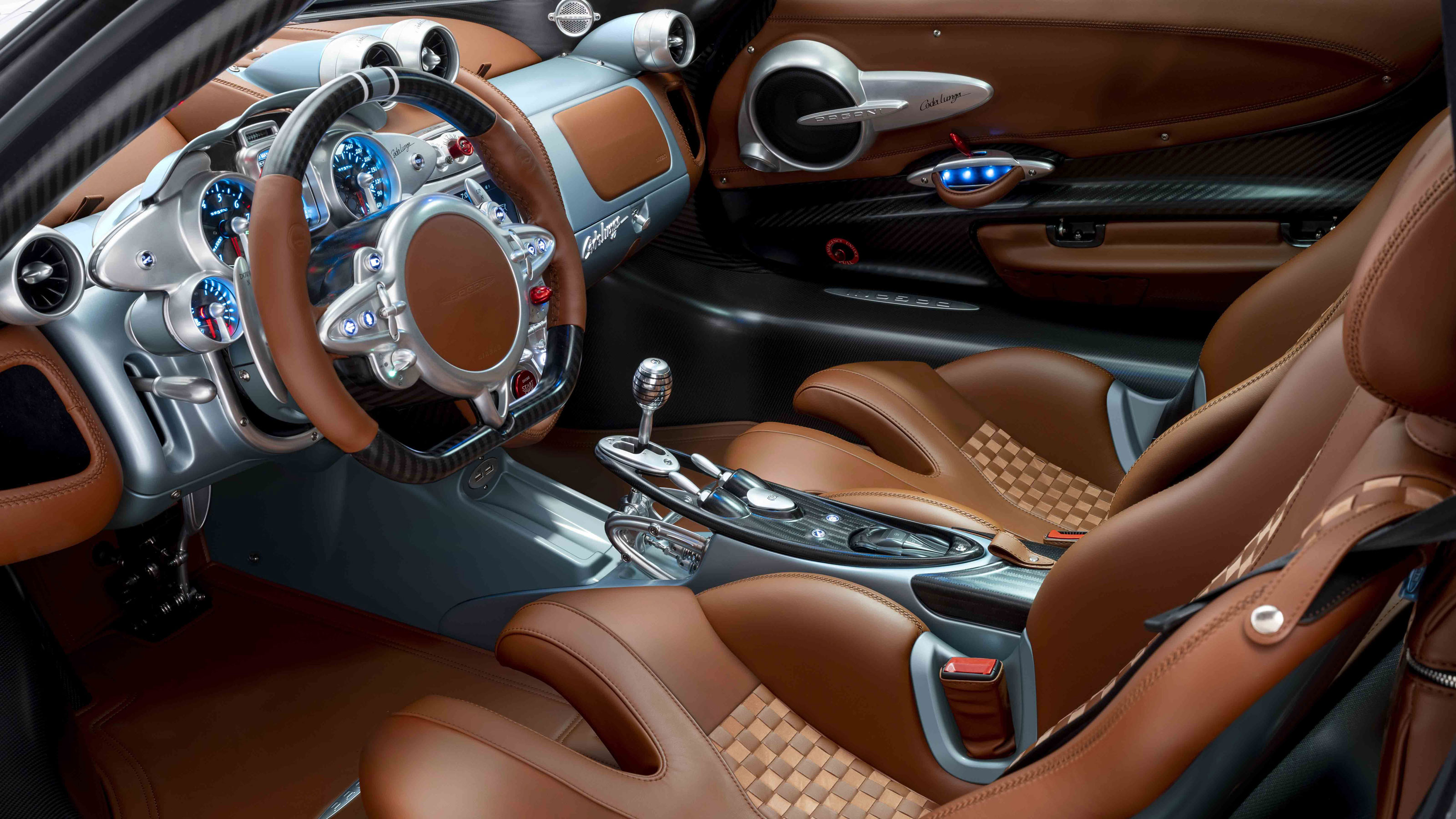 Pagani Huayra Codalunga interior