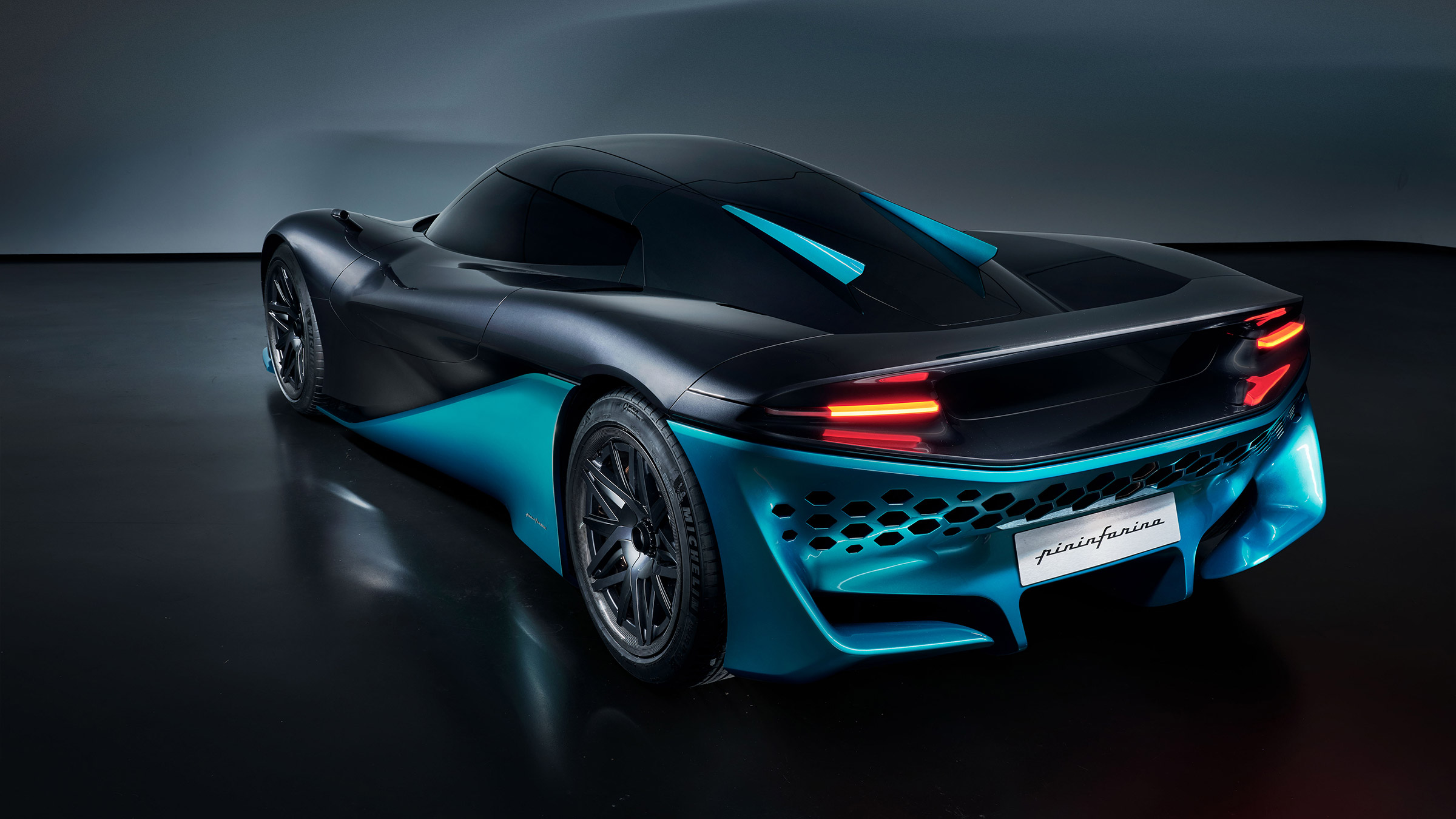 Viritech Apriciale – rear