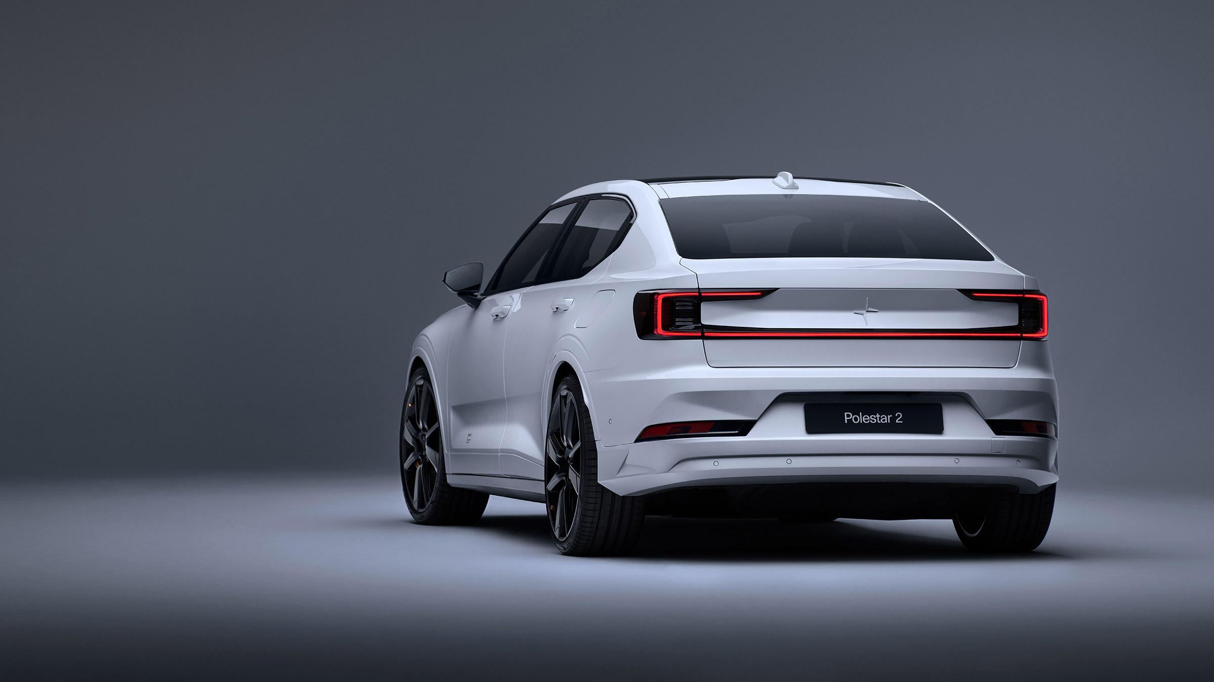 Polestar 2 BST Edition 270 – studio rear quarter