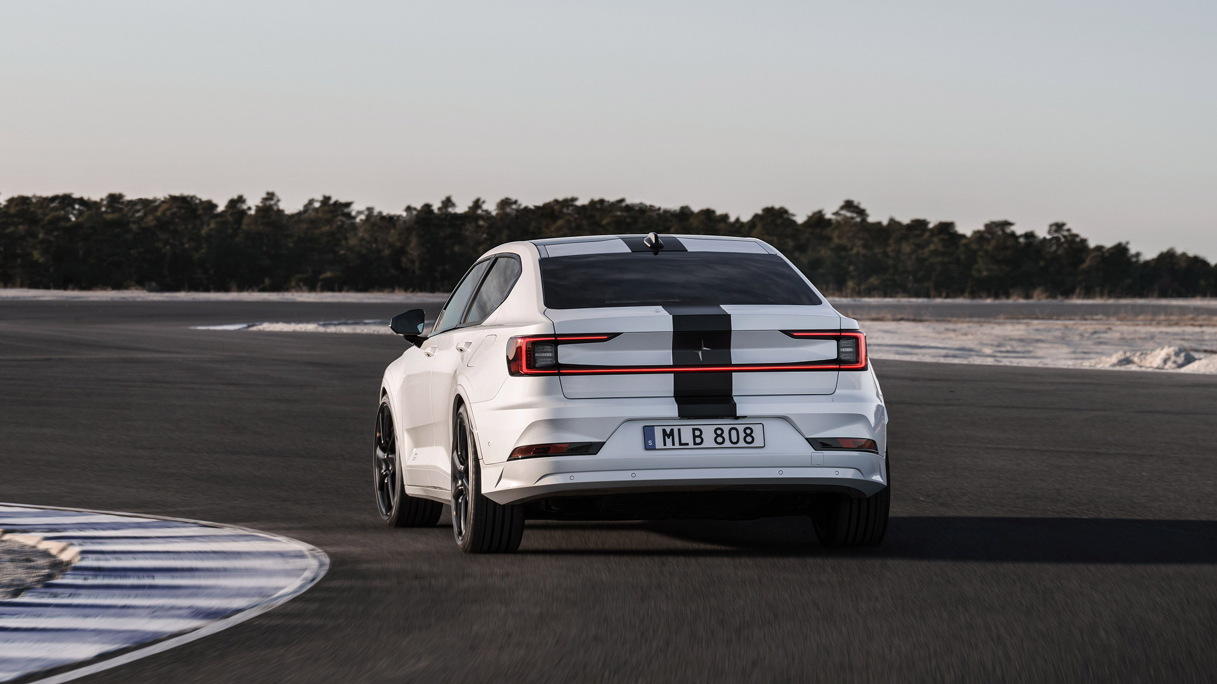 Polestar 2 BST Edition 270 – stripe rear quarter