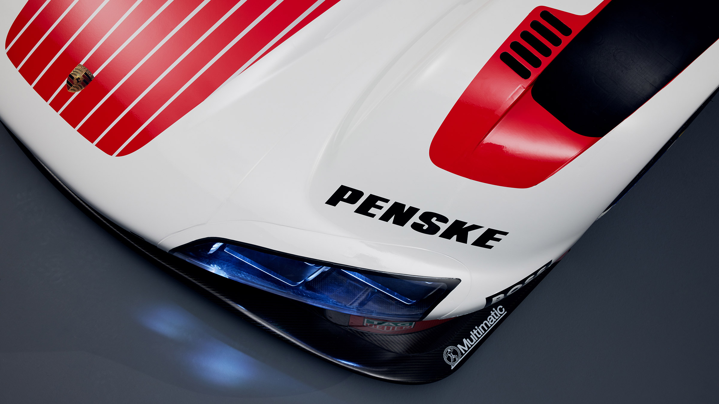 Porsche 963 LMDh – headlights
