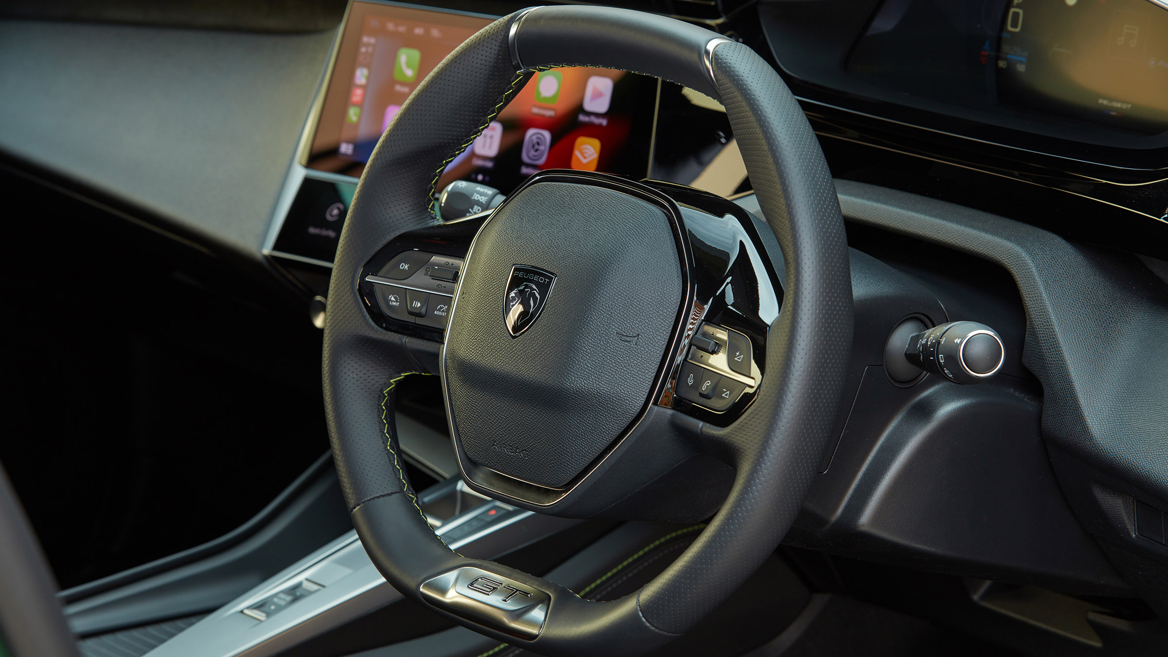 Peugeot 308 – steering wheel